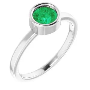 14K White 5.5 mm Natural Emerald Ring