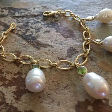 14KT Yellow Gold Peridot   Paspaley South Sea Pearl Charm Bracelet