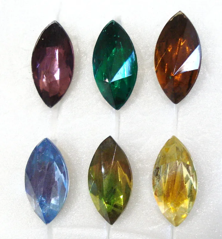 18x9mm (4255) Culet Cut Marquises