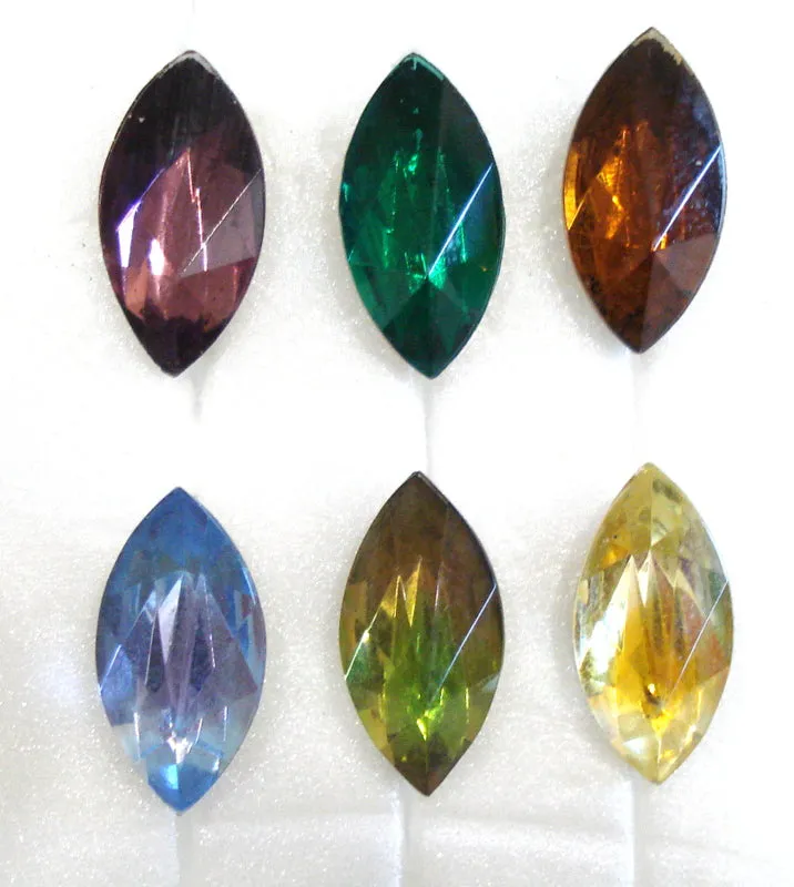18x9mm (4255) Culet Cut Marquises