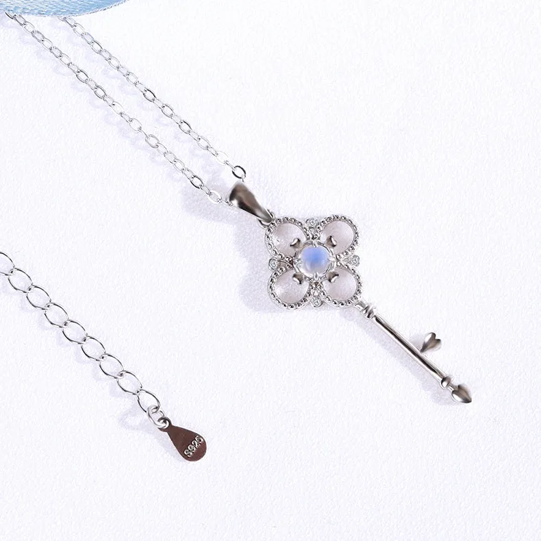 Charm Womens Key Shaped Silver Moonstone Pendant Necklace For Women