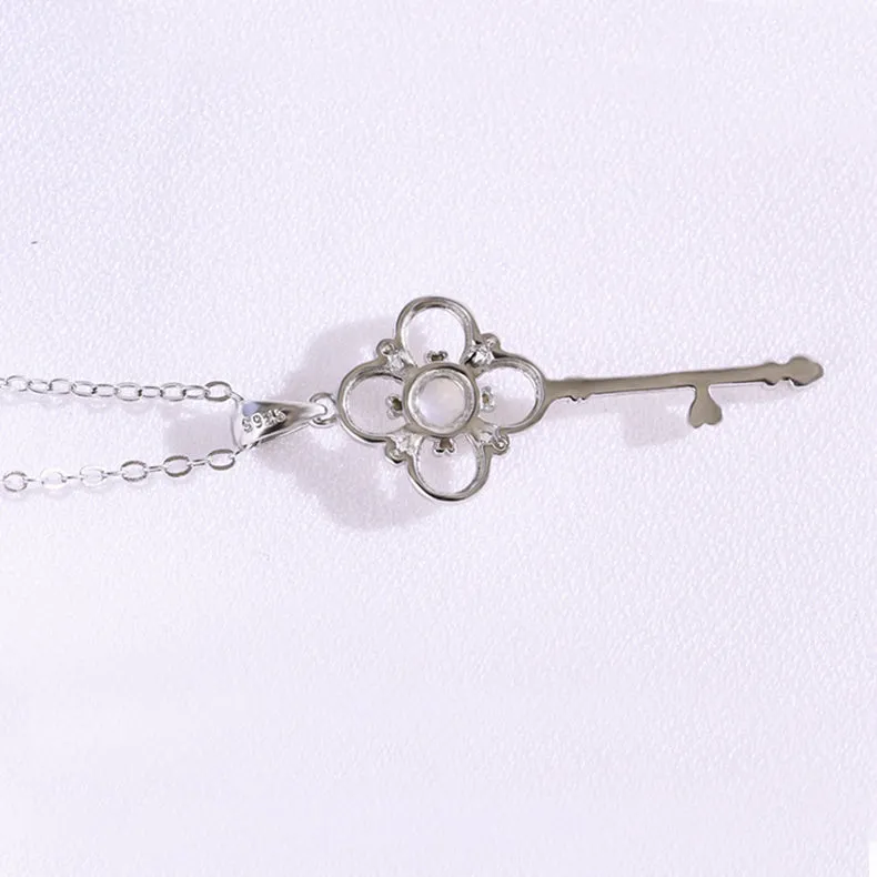 Charm Womens Key Shaped Silver Moonstone Pendant Necklace For Women