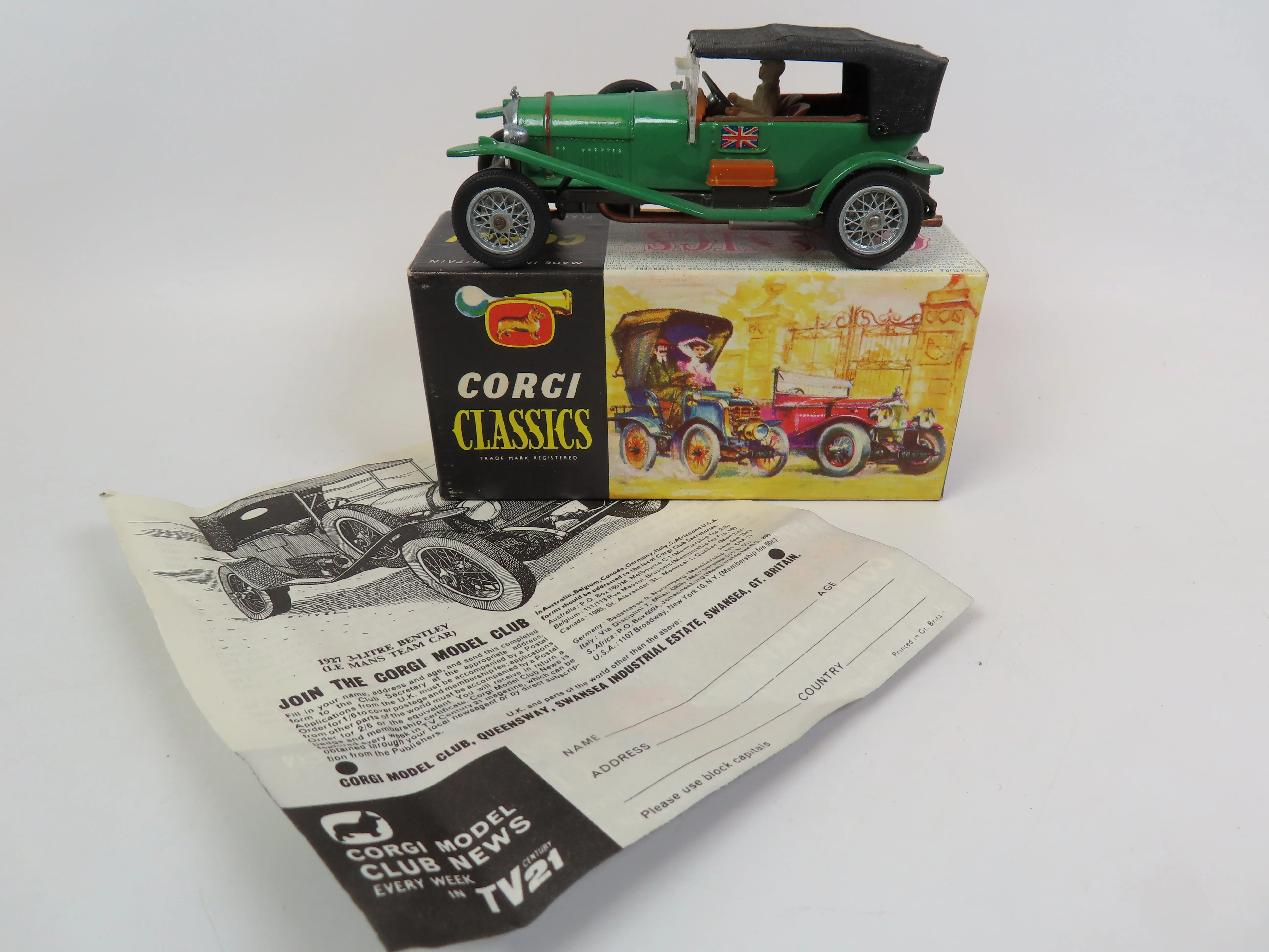 Corgi Classics 9001 - 1927 Bentley - Green - Mint boxed.
