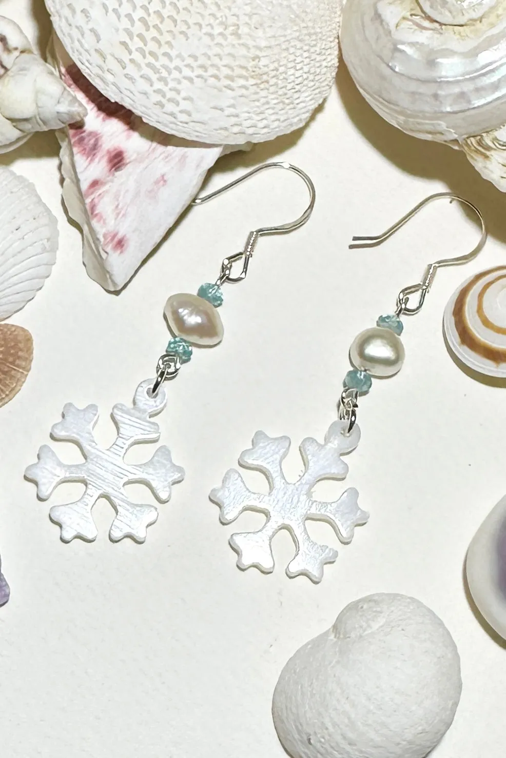 Earrings Cay Island Snowflake Topaz