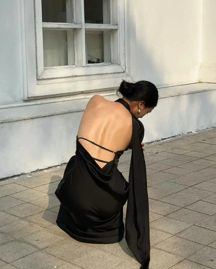 Elegant Black Halter Backless Long Evening Dress Charming Party Dress Formal Dress Wholesale