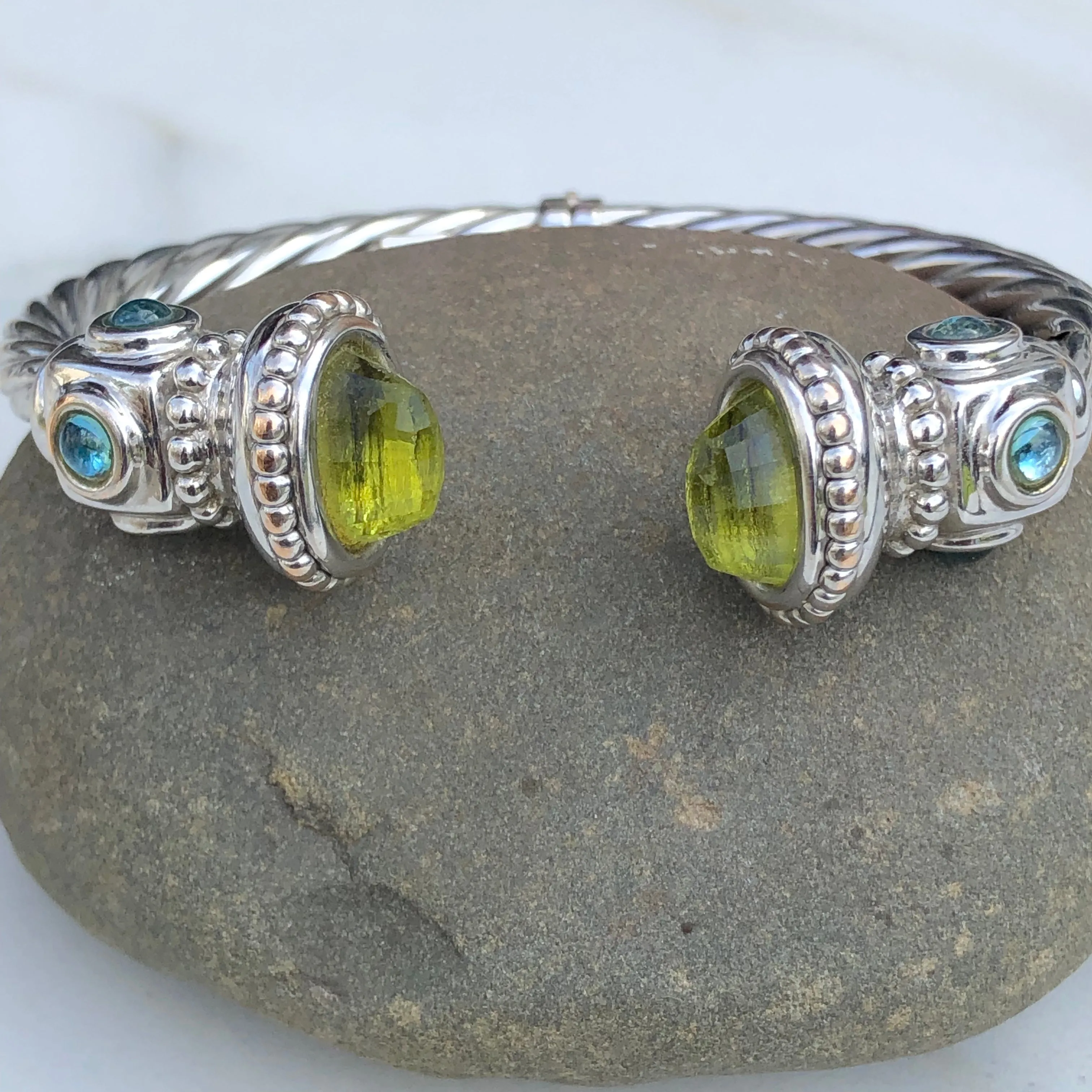 Estate 14KT White Gold Peridot End Caps   Blue Topaz Bangle Bracelet