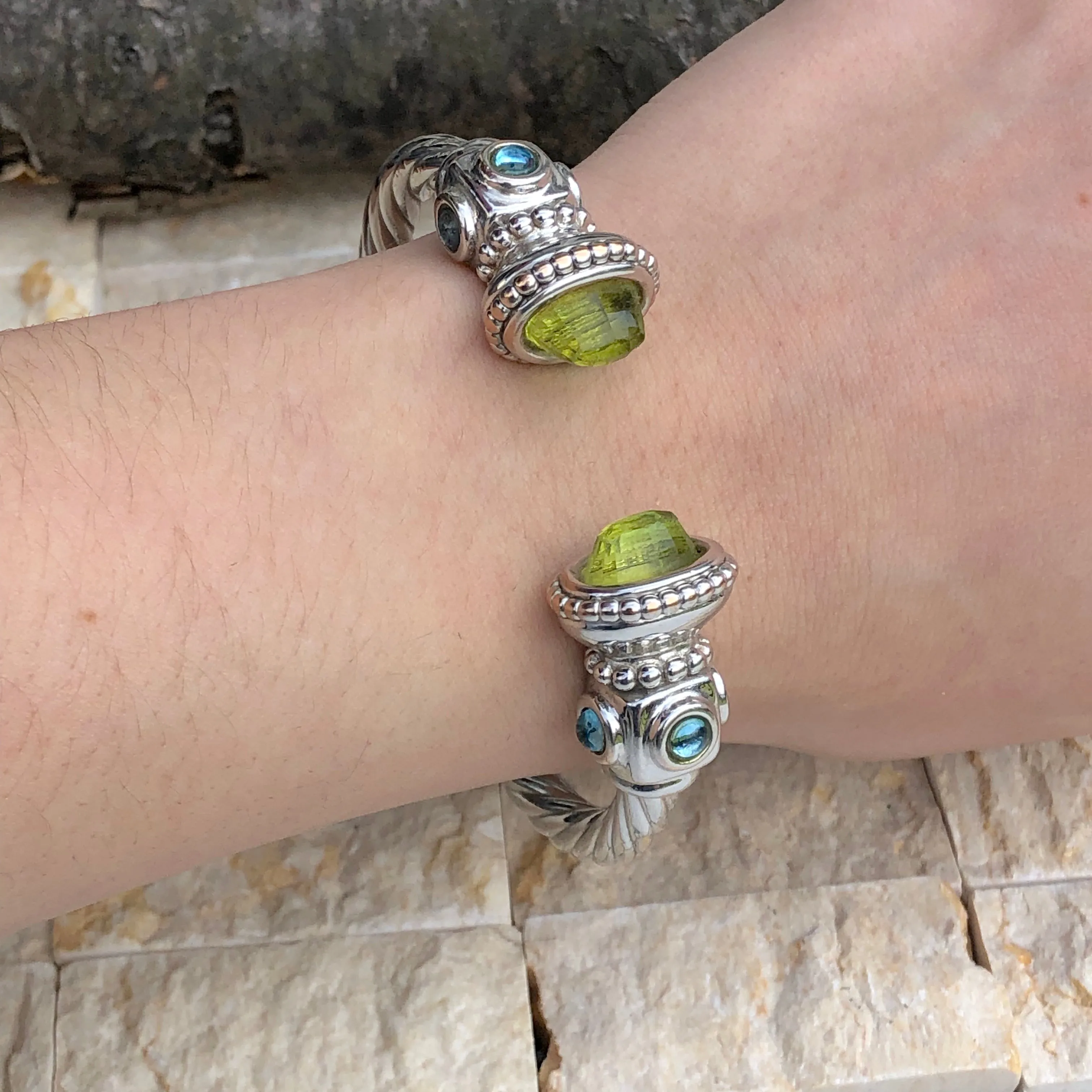 Estate 14KT White Gold Peridot End Caps   Blue Topaz Bangle Bracelet
