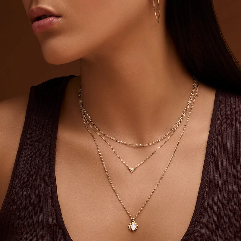 Soleil Necklace, White Opal, 9kt Yellow Gold