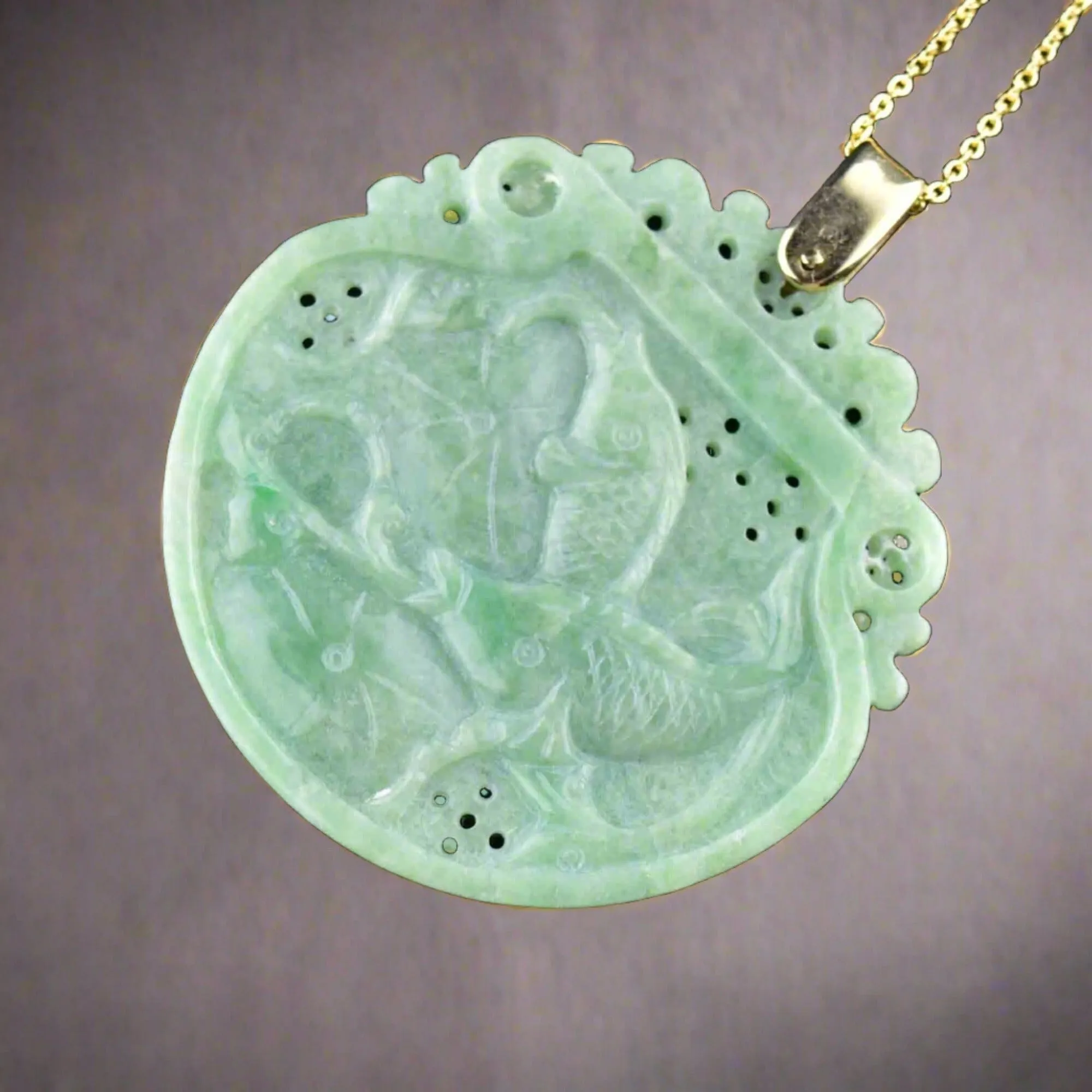 Vintage 14K Gold Carved Jade Fish Lilly Pad Pendant Necklace